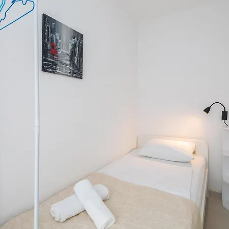 Apartments Knez Makarska Exterior photo
