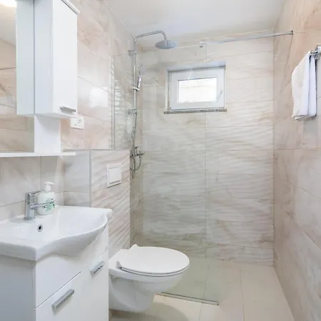Apartments Knez Makarska Exterior photo