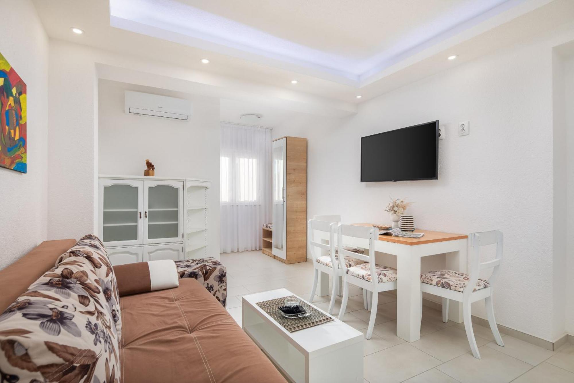 Apartment Knez Makarska